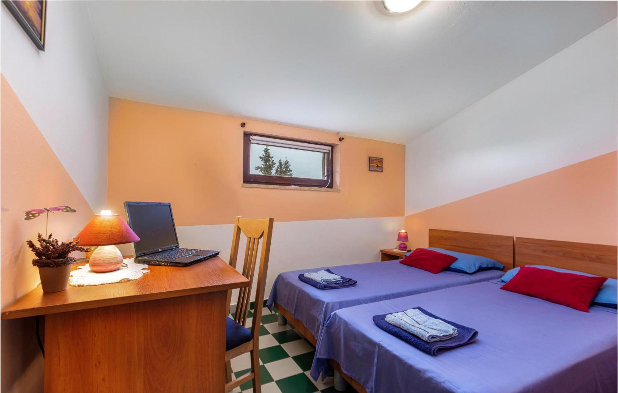 2 Bedroom Awesome Apartment In 温克兰 外观 照片