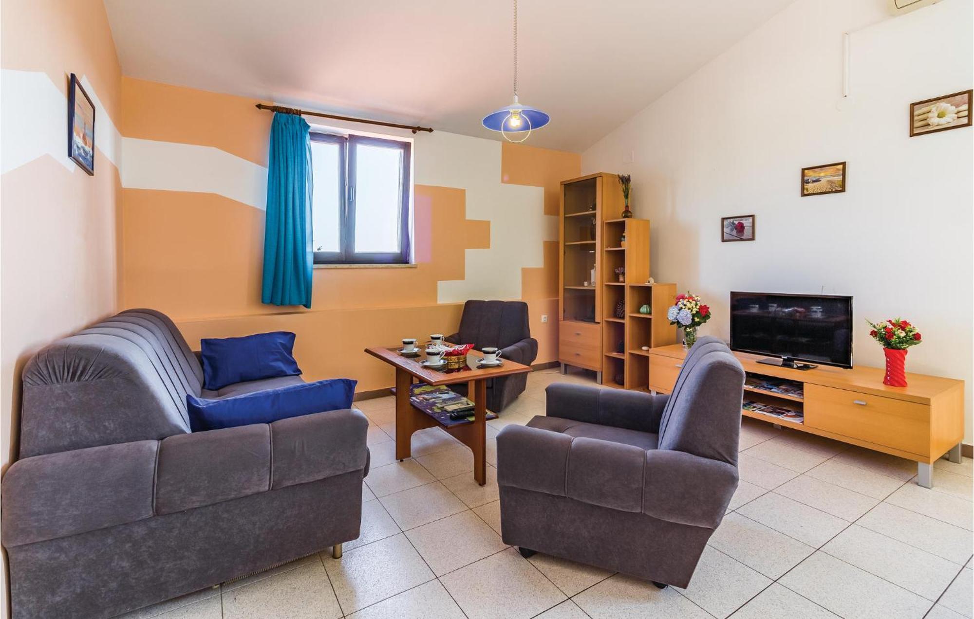 2 Bedroom Awesome Apartment In 温克兰 外观 照片