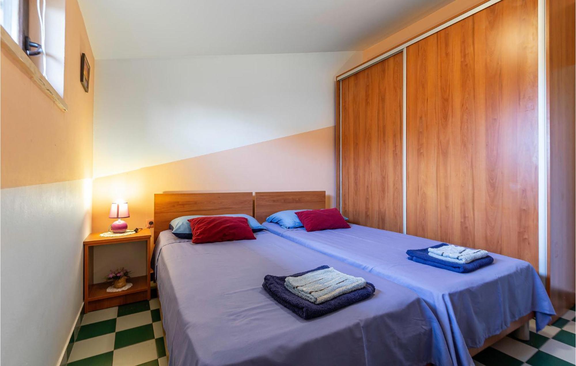 2 Bedroom Awesome Apartment In 温克兰 外观 照片